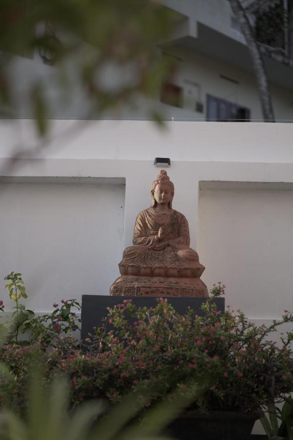 Buddha Beach Hotel 可瓦兰 外观 照片