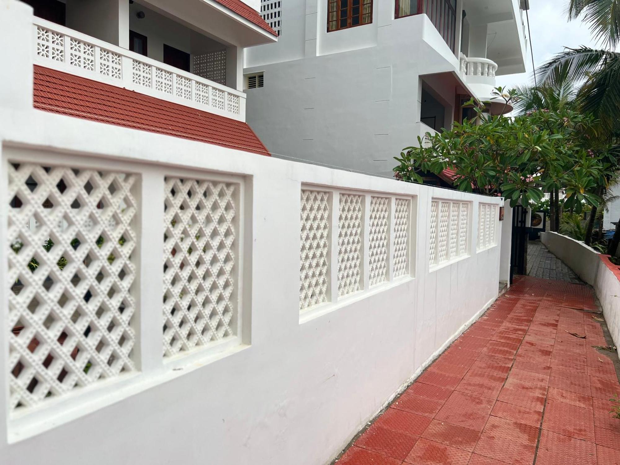 Buddha Beach Hotel 可瓦兰 外观 照片